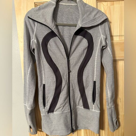Lululemon Grey Turtle Neck Sweater Jacket Size 4 - Picture 2 of 8